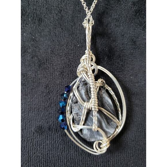 Women's Silver Tone Blue Druzy Pendant Necklace Wire Wrapped Lobster Clasp - Picture 4 of 5